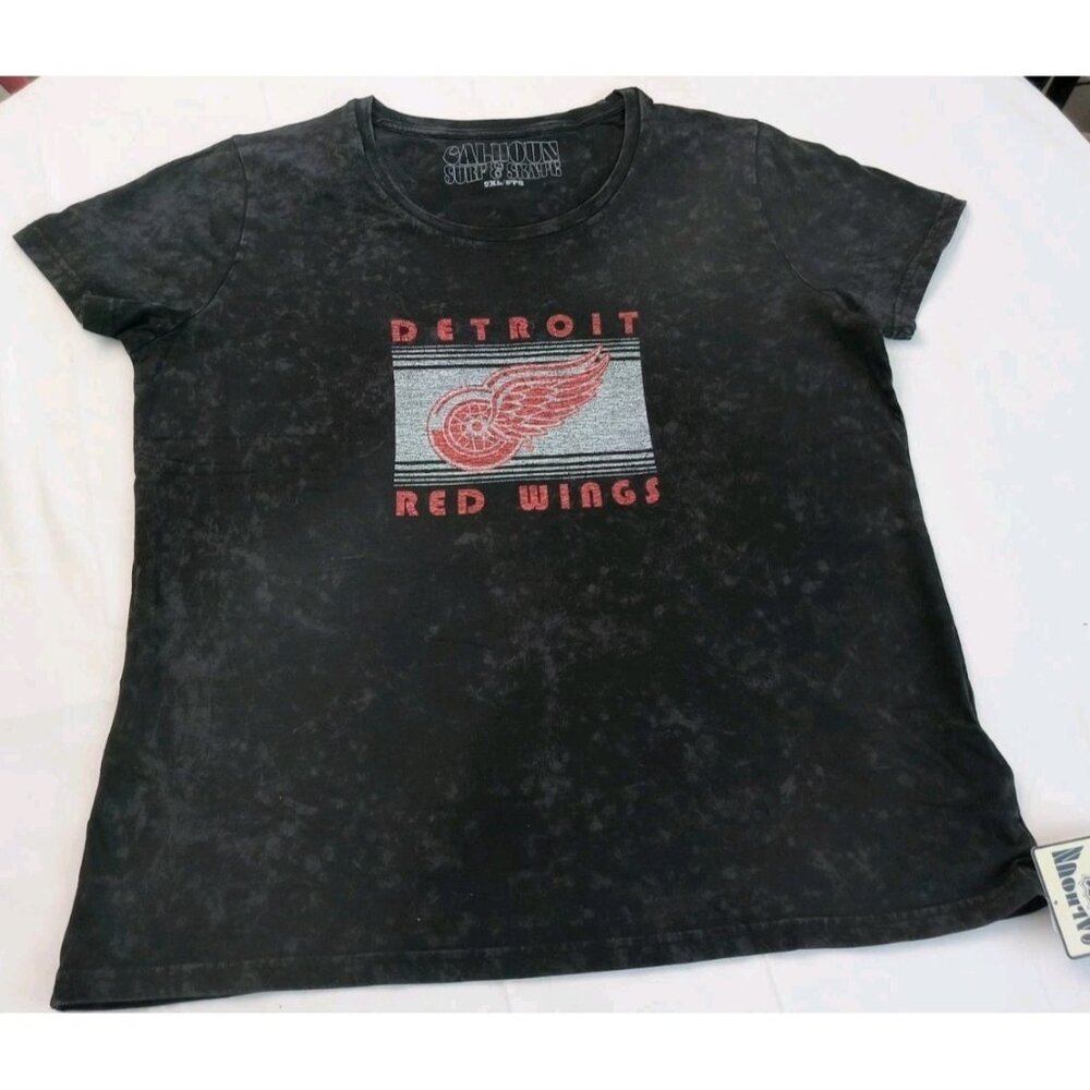 CALHOUN SURF & SKATE RETRO NHL DETROIT RED WINGS T-SHIRT SIZE 2XL BLACK TYE DYE